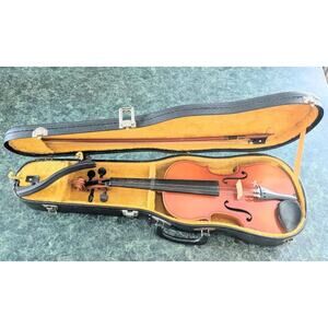 Vintage Suzuki Co.1975 #7  1/2 Violin